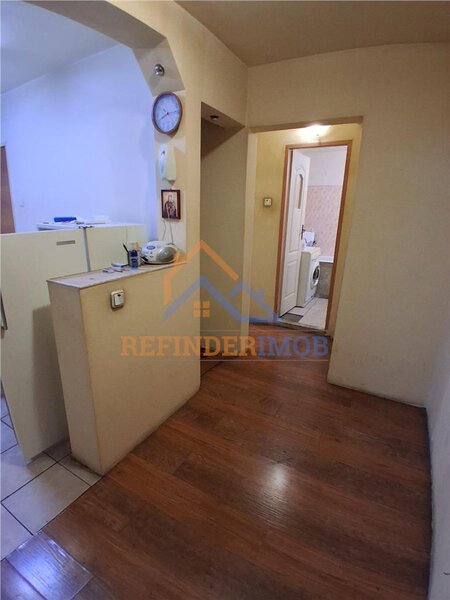 Militari, Gorjului, apartament 2 camere decomandat, etaj 4/8, metrou.